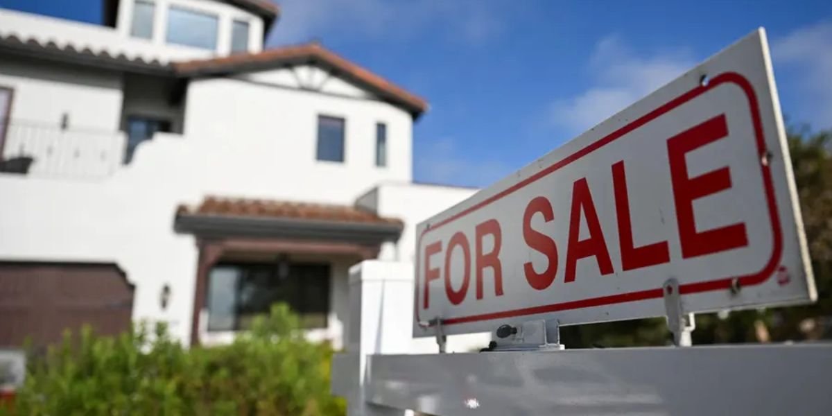 Sales of Existing Homes Fall 2.7% in June