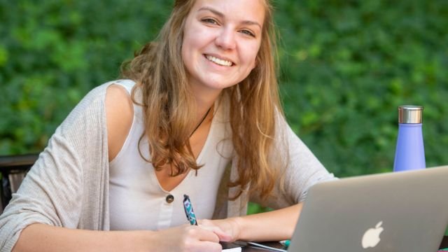 Tennessee begins a direct admissions trial with student aid component